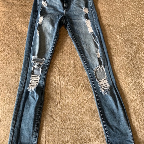 Distressed Jeans - Picture 3 of 4